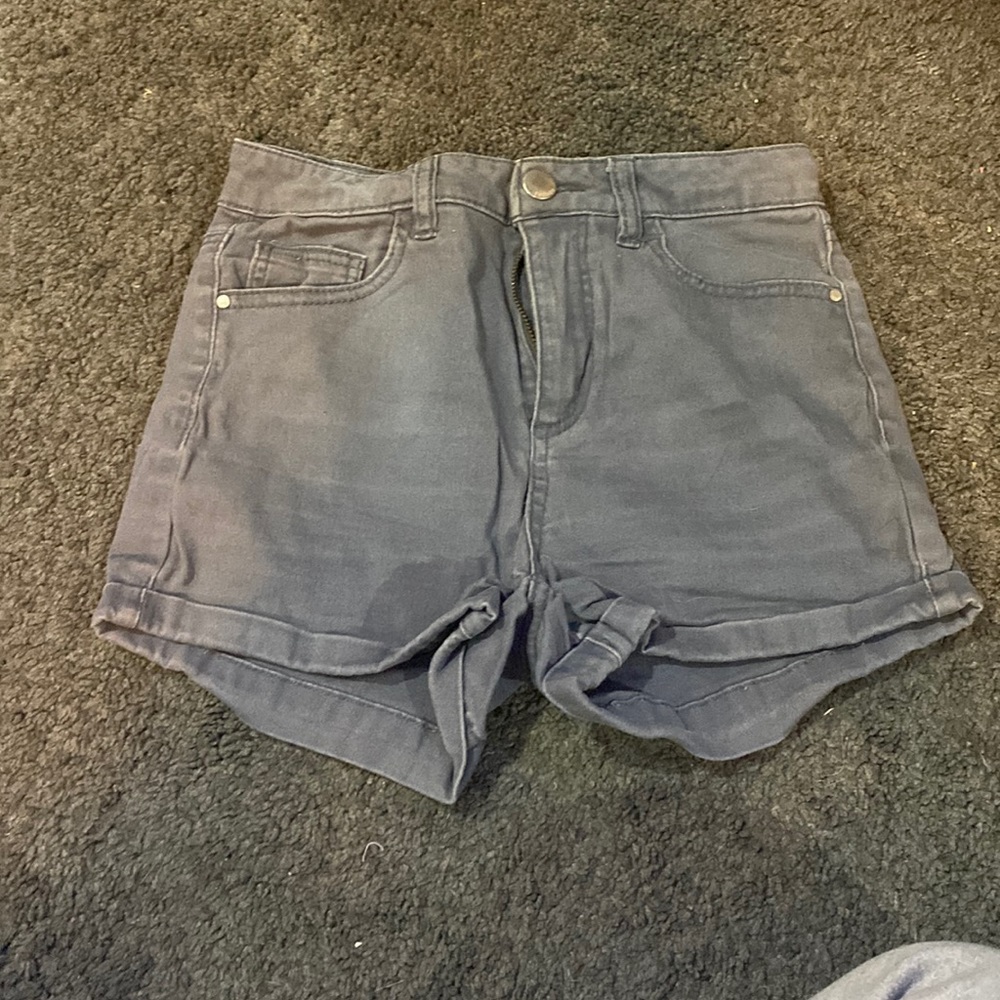 Gray Highwaisted shorts